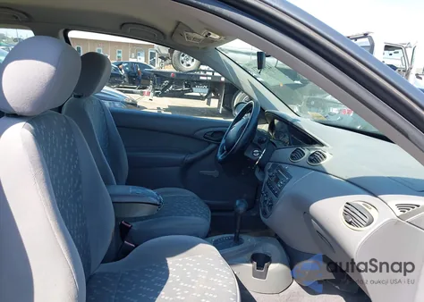 2002 Ford Focus Zx3 from USA, damaged, VIN 3FAFP31342R140657